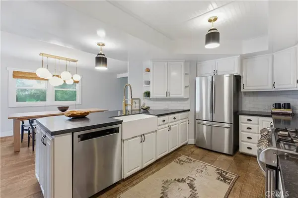 1953 Maple, Costa Mesa, CA 92627