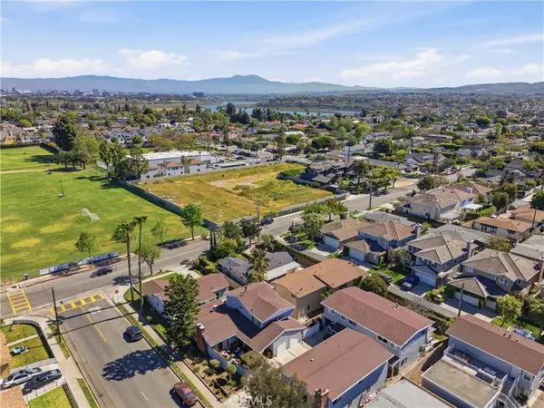 375 E 21st, Costa Mesa, CA 92627