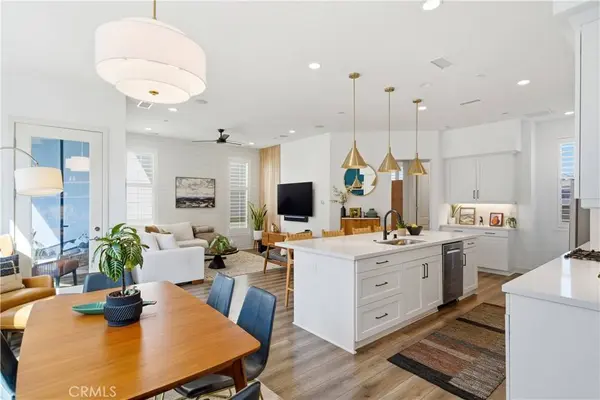 2112 Tidewater CIR, Costa Mesa, CA 92627