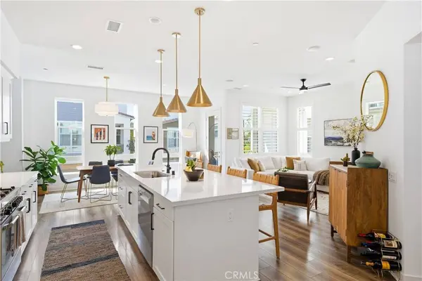 2112 Tidewater CIR, Costa Mesa, CA 92627
