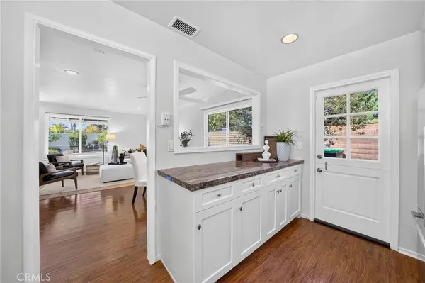 956 W Wilson, Costa Mesa, CA 92627
