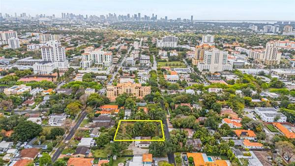 335 Menores Ave, Miami, FL 33134