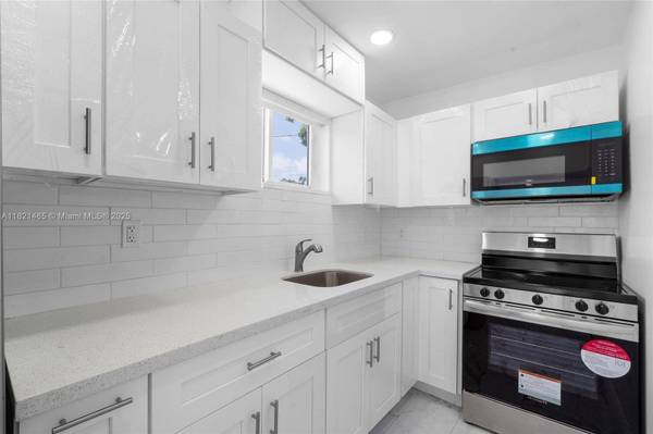 22215 SW 109th Ave, Miami, FL 33170