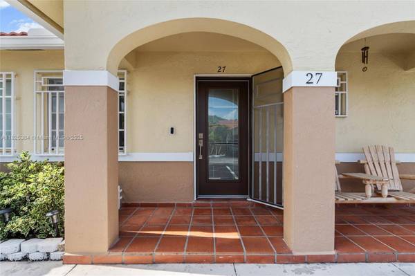 7101 W 24th Ave #27, Hialeah, FL 33016