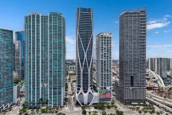 1000 Biscayne Blvd #3402, Miami, FL 33132