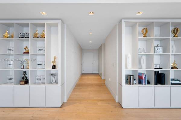 788 NE 23rd St #601, Miami, FL 33137