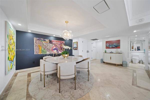 3 Grove Isle Dr #C1804, Miami, FL 33133