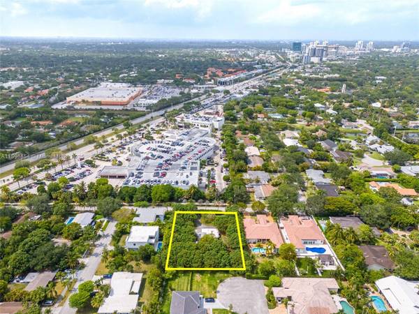 7800 SW 110th St, Pinecrest, FL 33156