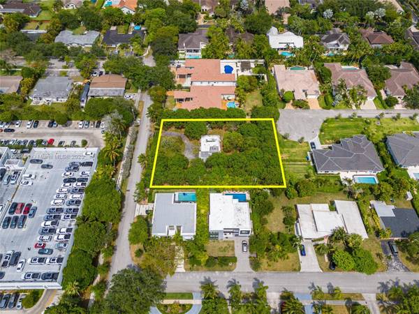7800 SW 110th St, Pinecrest, FL 33156