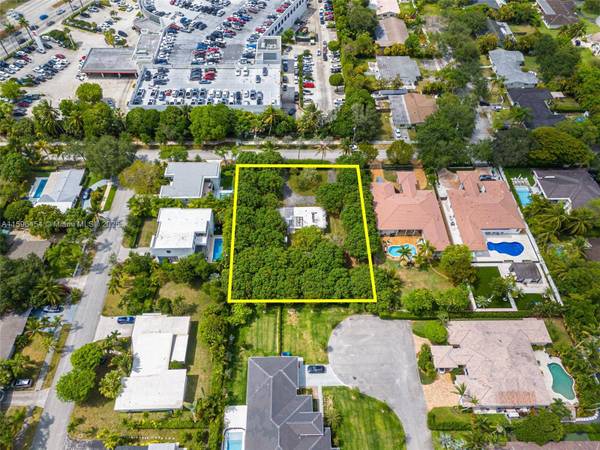 7800 SW 110th St, Pinecrest, FL 33156