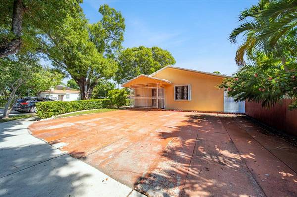 2500 SW 11th St, Miami, FL 33135