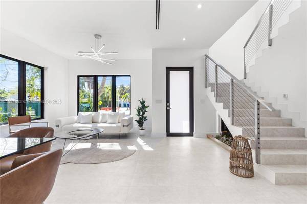 2523 Red Road, Coral Gables, FL 33134