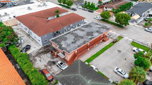 40 W 4th St #5, Hialeah, FL 33010