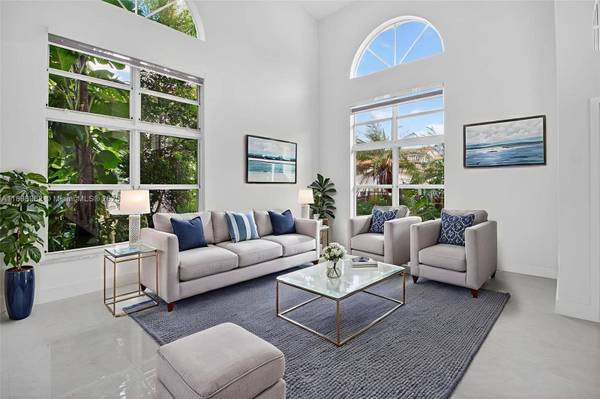 11244 NW 58th Ter, Doral, FL 33178