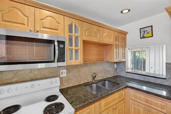 11309 SW 200th St #209-C, Miami, FL 33157