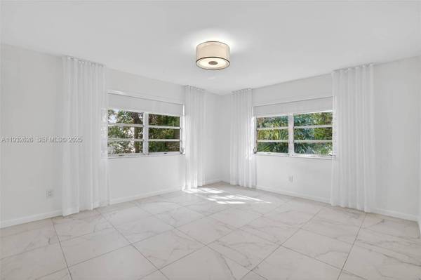 1239 Mariposa Ave #2, Coral Gables, FL 33146