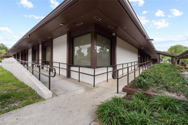 8525 SW 92nd St #16, Miami, FL 33156