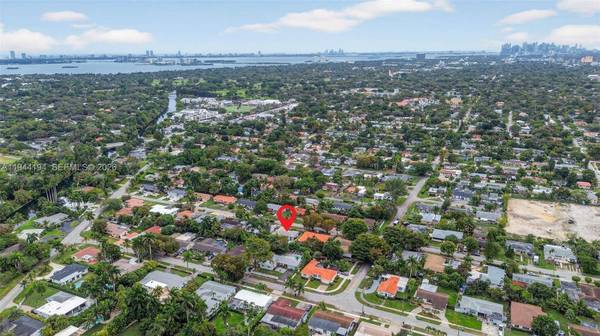 425 NE 114th St, Miami, FL 33161