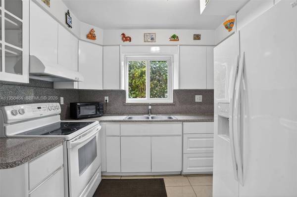 2455 SW 11th St #7-A, Miami, FL 33135