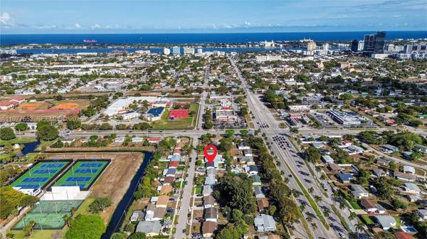 1318 13th St, West Palm Beach, FL 33401