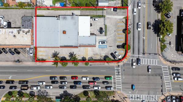 6701 SW 8th St, Miami, FL 33144