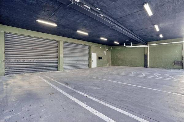 500 W Flagler St, Miami, FL 33130