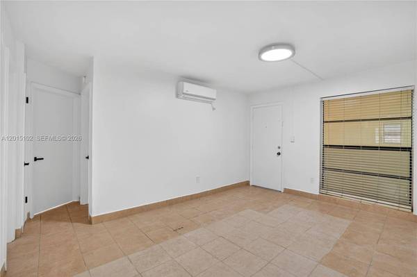 1600 S Le Jeune Rd #9, Coral Gables, FL 33134