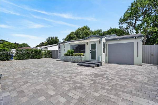 1130 NW 57th St, Miami, FL 33127
