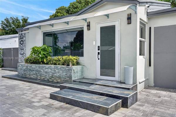 1130 NW 57th St, Miami, FL 33127