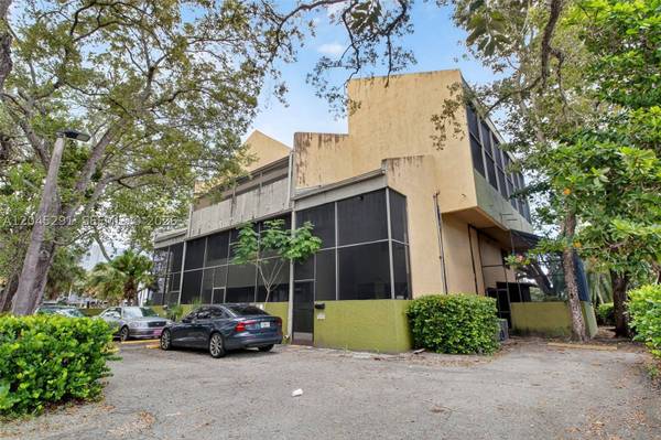 7420 SW 59th Ave #D, South Miami, FL 33143