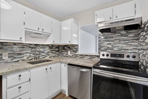 1228 West Ave #1405, Miami Beach, FL 33139