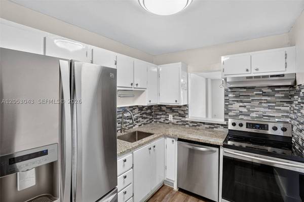1228 West Ave #1405, Miami Beach, FL 33139