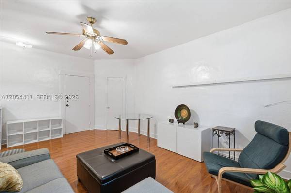 3409 S Le Jeune Rd #11, Coral Gables, FL 33134