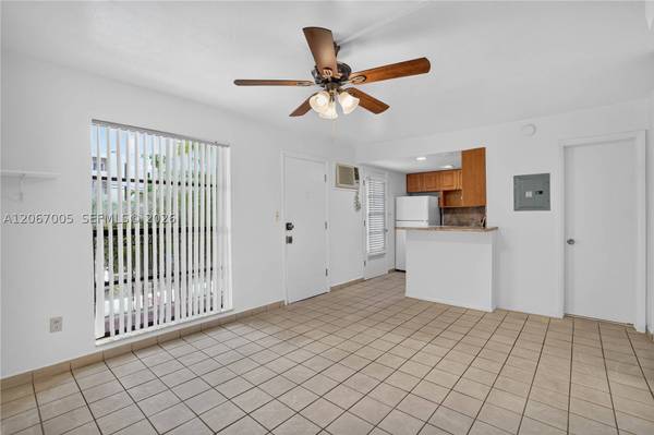 1600 S Le Jeune Rd #14, Coral Gables, FL 33134