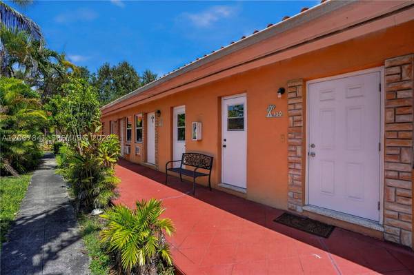140 SW 30th Ct #134, Miami, FL 33135