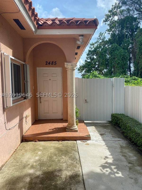 2485 W 5th Ct #B, Hialeah, FL 33010