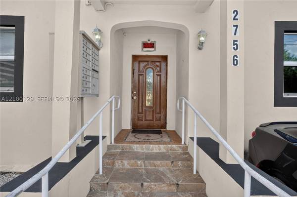 2756 SW 4th St #7, Miami, FL 33135