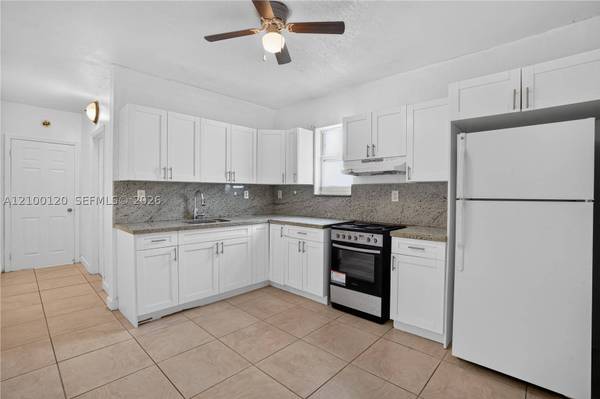 2756 SW 4th St #7, Miami, FL 33135
