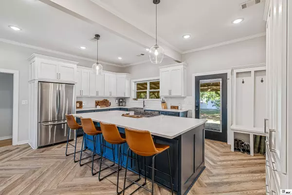 993 HIGHWAY 17, Epps, LA 71237