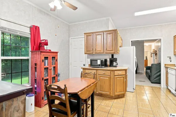 328 GUYTON LOOP ROAD, Calhoun, LA 71225
