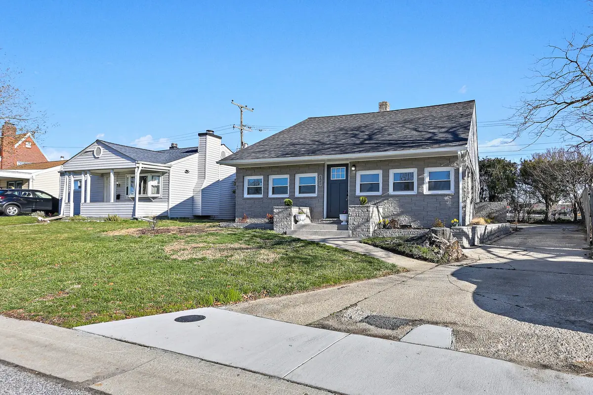 125 Dihedral Dr, Middle River, MD 21220-4634