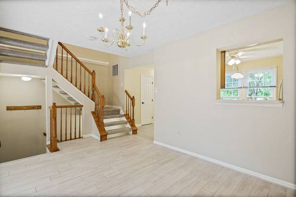 15 Cedarcone Ct, Nottingham, MD 21236-1675