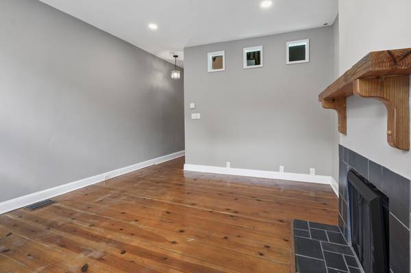 Baltimore, MD 21201-4809,220 W Read St