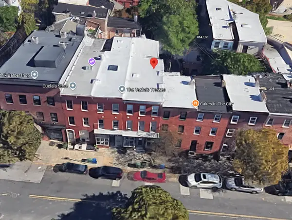 216 W Read St #216-218, Baltimore, MD 21201-4884
