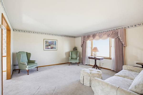 6713 Kenwood Ave, Rosedale, MD 21237-1817