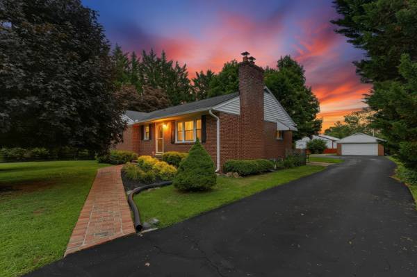 815 Reckord Rd, Fallston, MD 21047-2439