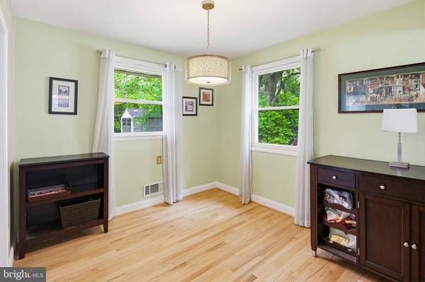 1926 EDMONDSON AVE, Catonsville, MD 21228