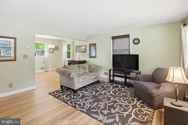 1926 EDMONDSON AVE, Catonsville, MD 21228