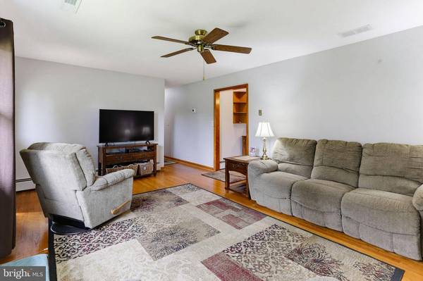 815 RECKORD RD, Fallston, MD 21047