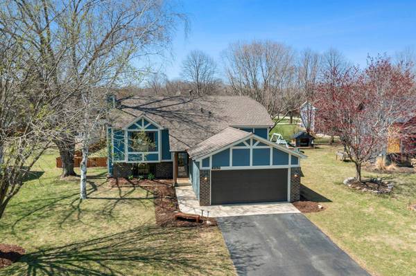 20621 Jaguar AVE, Lakeville, MN 55044